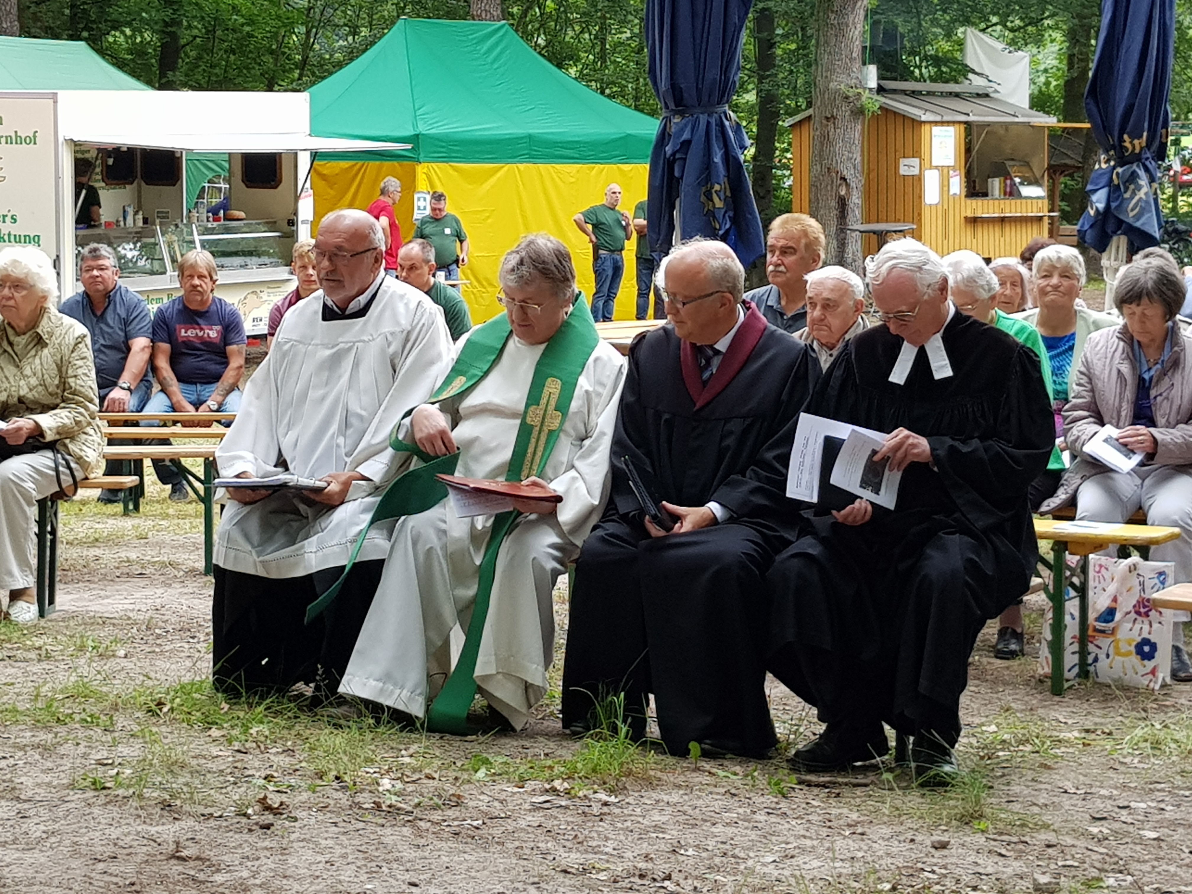 Frauen treffen in singen